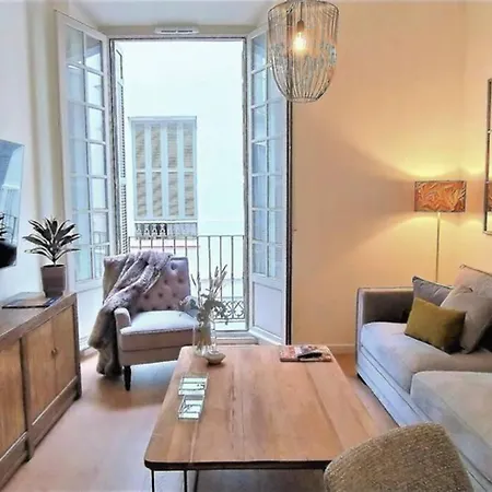 Key-wise Luxury Plaza Teatro Free Parking 2r * Malaga