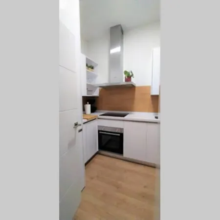 Apartment Key-wise Luxury Plaza Teatro Free Parking 2r